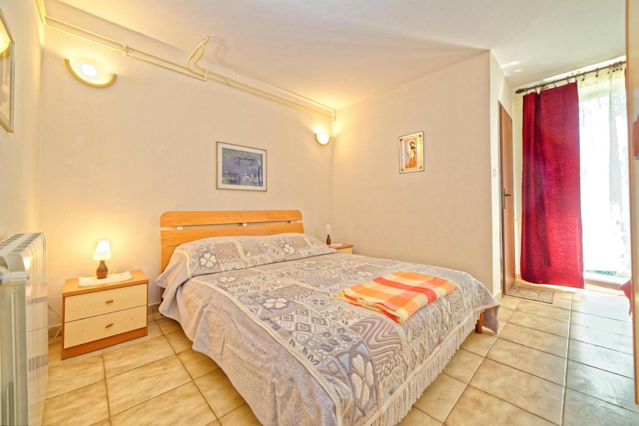 Guest House Jolanda 메덜린 외부 사진