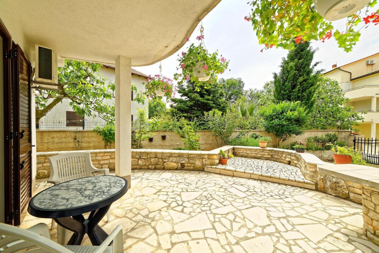 Guest House Jolanda 메덜린 외부 사진