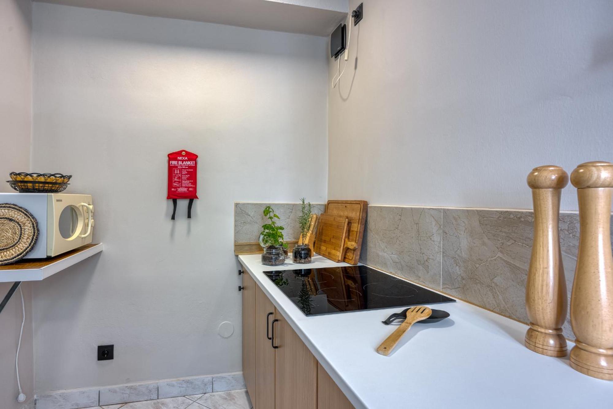 Guest House Jolanda 메덜린 외부 사진