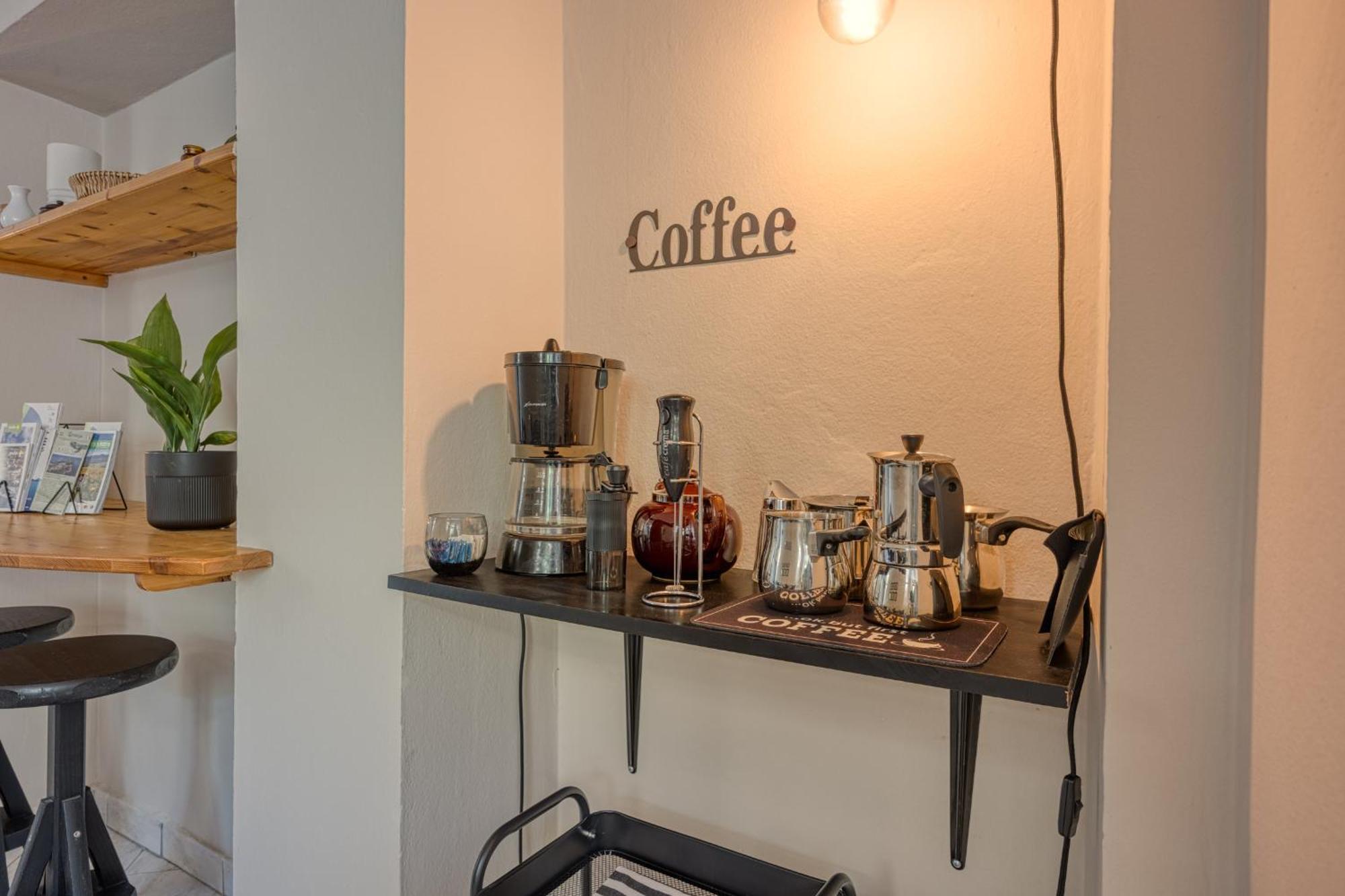 Guest House Jolanda 메덜린 외부 사진