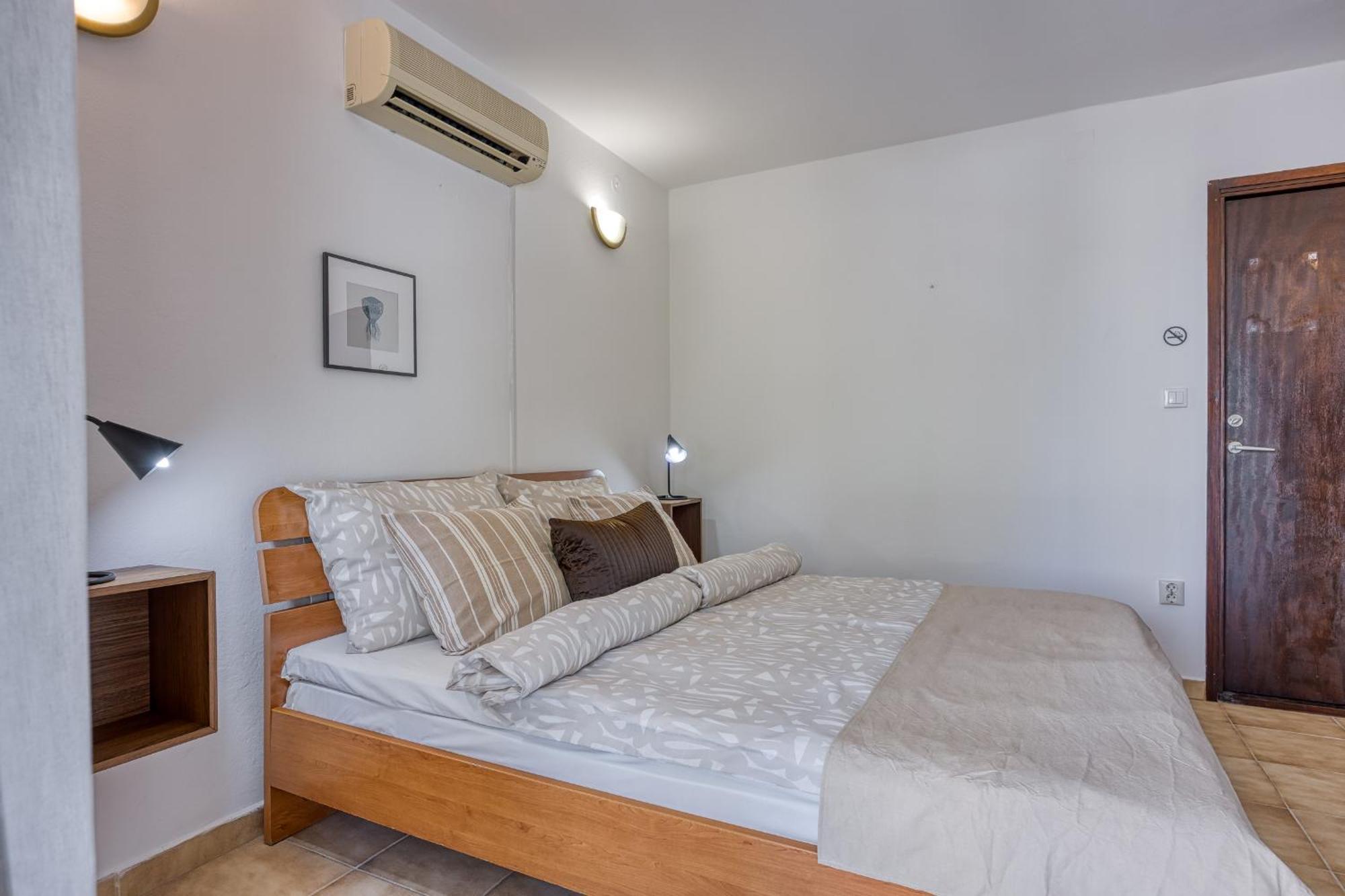 Guest House Jolanda 메덜린 외부 사진