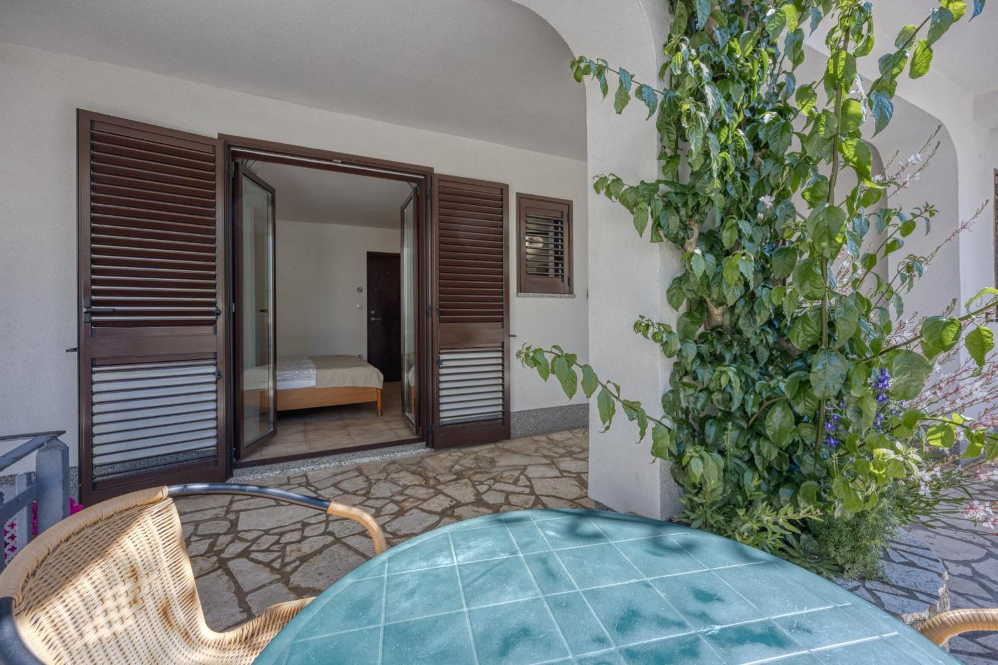 Guest House Jolanda 메덜린 객실 사진