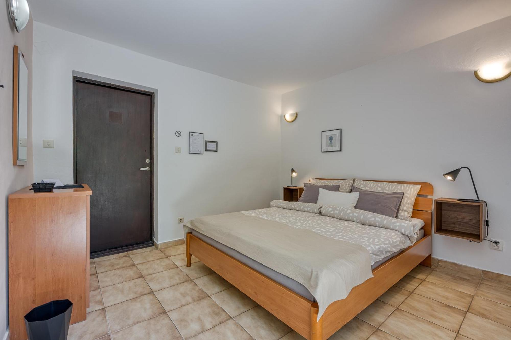 Guest House Jolanda 메덜린 객실 사진
